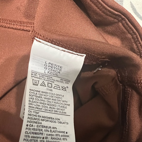 NWT Old Navy High-Rise Workout Leggings - Picture 5 of 5